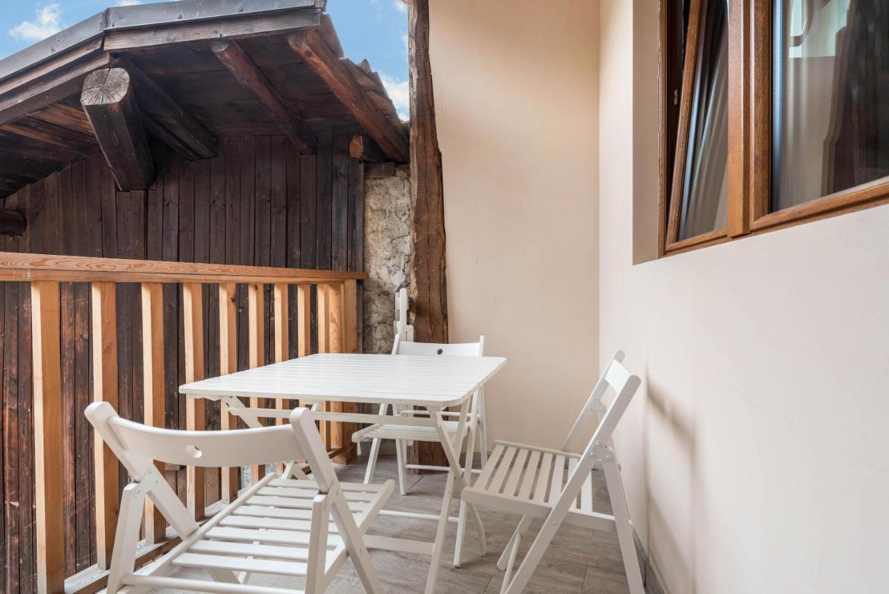 Agriturismo Al Gallo Nero La Torre Tenno Exterior foto